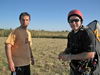 Tit.: Dado y Ale - Lugar: Aero. de Longchamps - Autor: Adry
