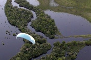 AEROCLUB AL &Ntilde;ANDUBAYSAL Peque&ntilde;a traves&iacute;a con paramotor desde el Aeroclub de Gualeguaych&uacute; hasta el &Ntilde;andubaysal.